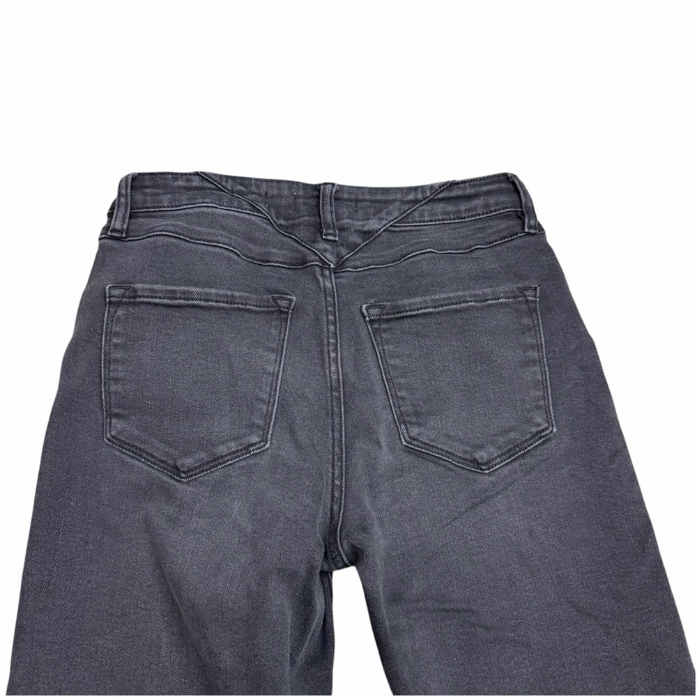 KanCan Signature Kurvy High Rise Cropped Straight Jeans | Black | Size 26 - Picture 6 of 6
